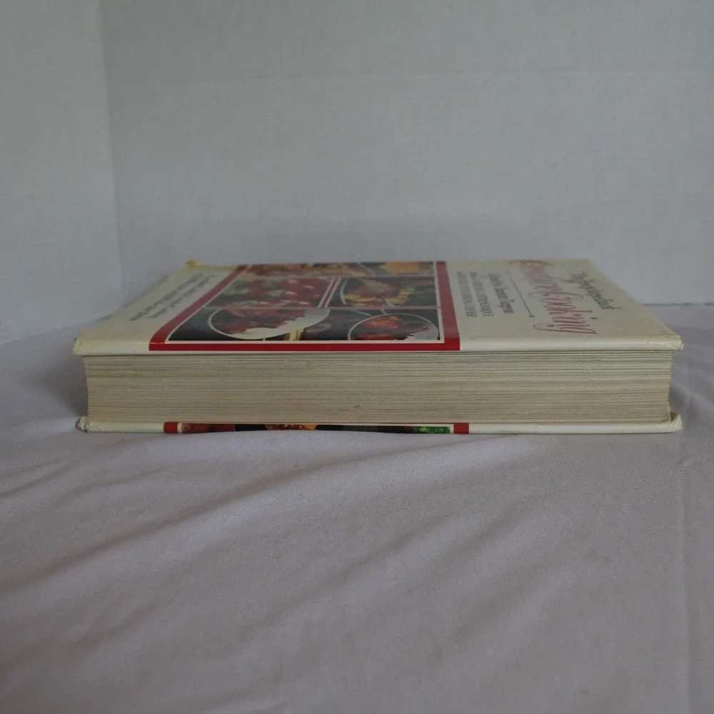 Creative Cooking Cookbook 2000 Recipes Complete‎ Guide Charlotte Turgeon